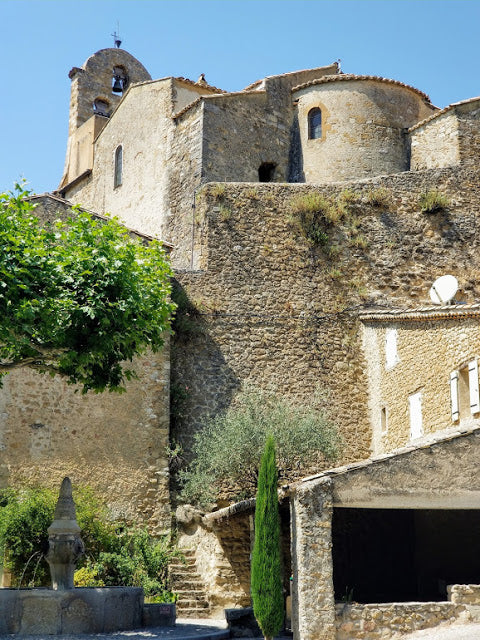 Restaurant Le Girocdre in Puymras for Provencal Meals