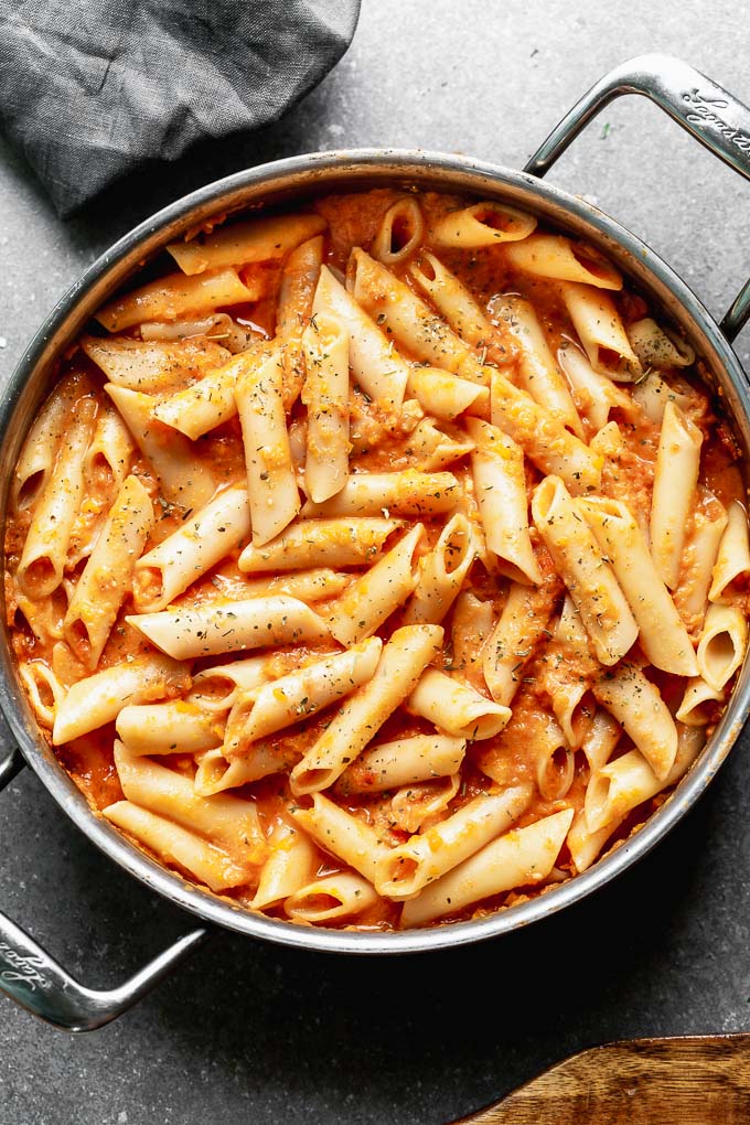 This Creamy Tomato Pasta Recipe is something we make at least a few times a month because it’s easy to throw together and the whole family loves it! Bonus? It’s packed with puréed carrots and Greek yogurt instead of cream, so it’s also secretly...