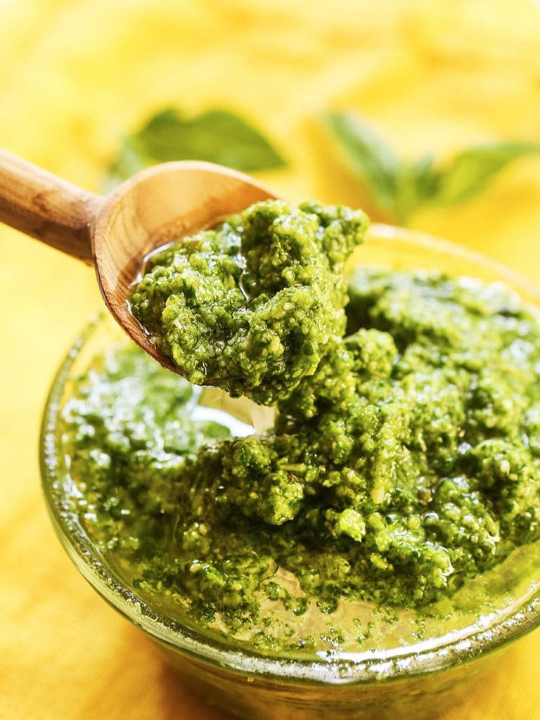 Easy Spinach Basil Pesto Recipe