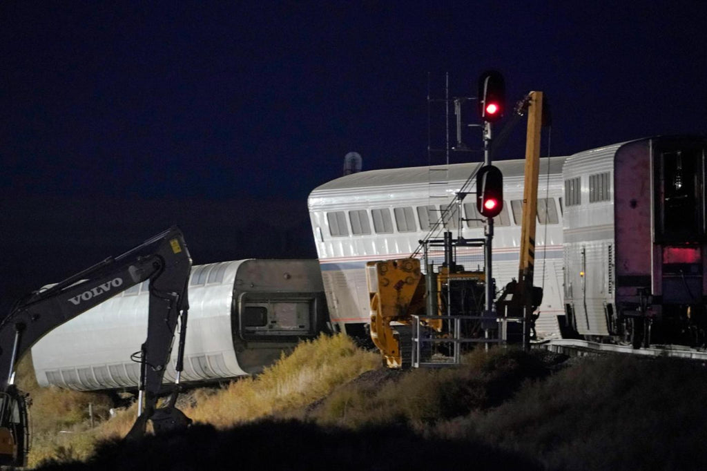 Amtrak train that derailed was going just under speed limit