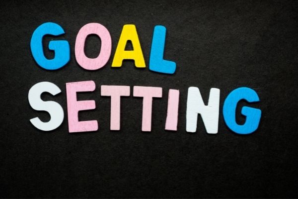 Goal-Setting Planner: 9 Reasons Why You Should Start Using One