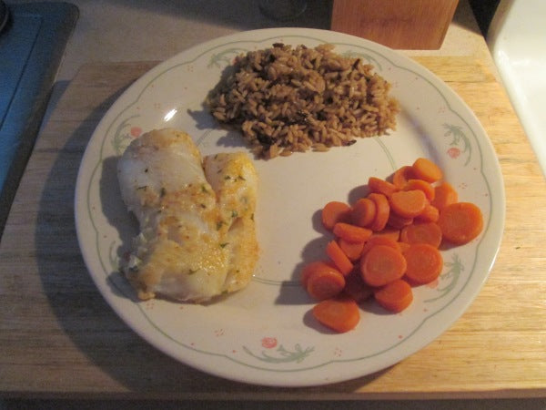 Lemon-Parsley Baked Pacific Cod w/ Long Grain and Wild Rice and Sliced Carrots